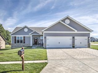 718 Lost Canyon Blvd, Wentzville, MO 63385