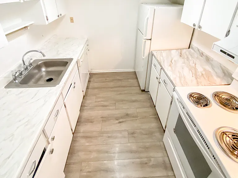 4325 Aegean Dr #108A — Photo 2