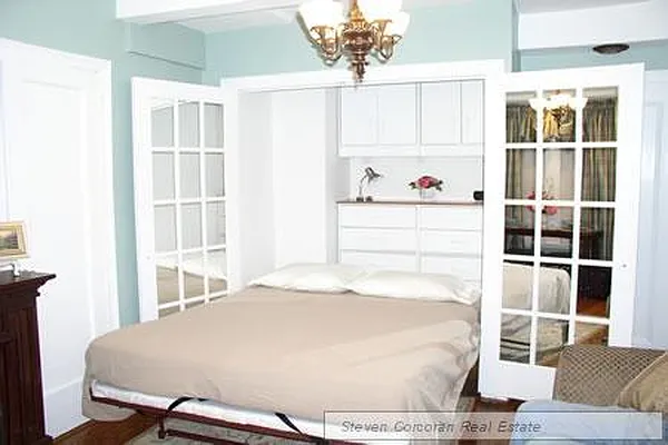 Rented by Steven Corcoran Real Estate | media 23