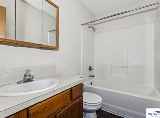 302 N Zachary Dr, Derby, KS 67037