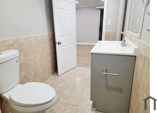 1025 Kingsbury Rd — Photo 9