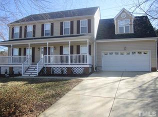 101 Meadow Fox Rd, Holly Springs, NC 27540