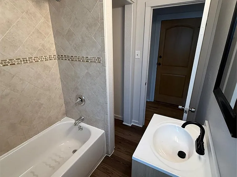 1690 Milwaukee St #201 — Photo 11