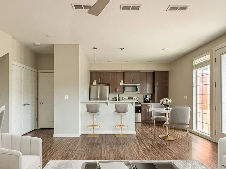 The Enclave Townhomes — Photo 21