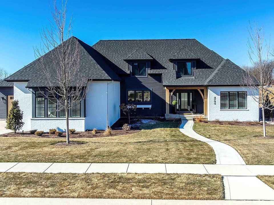 1st image of 4744 Stone Bridge Ln