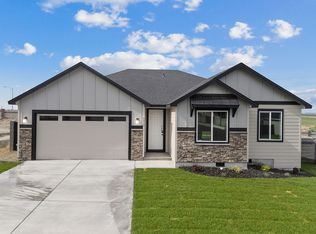8032 Lennox St, West Richland, WA 99353