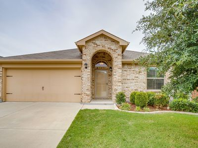 8009 Crimea Ln, Fort Worth, TX, 76123