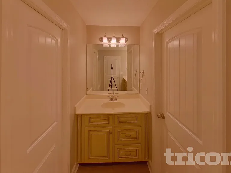 2344 Foxworth Ct — Photo 9