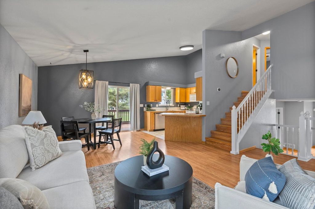 972 Winona Cir