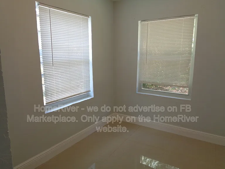 500 NW 9th Ave — Photo 9