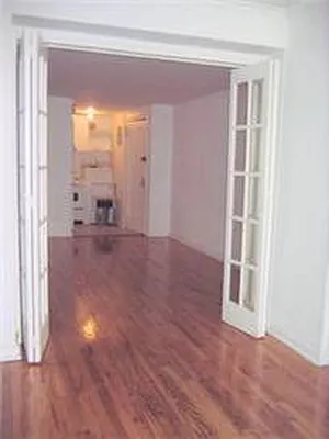 Rented by Metropolis Real Estate of Manhattan | media 7