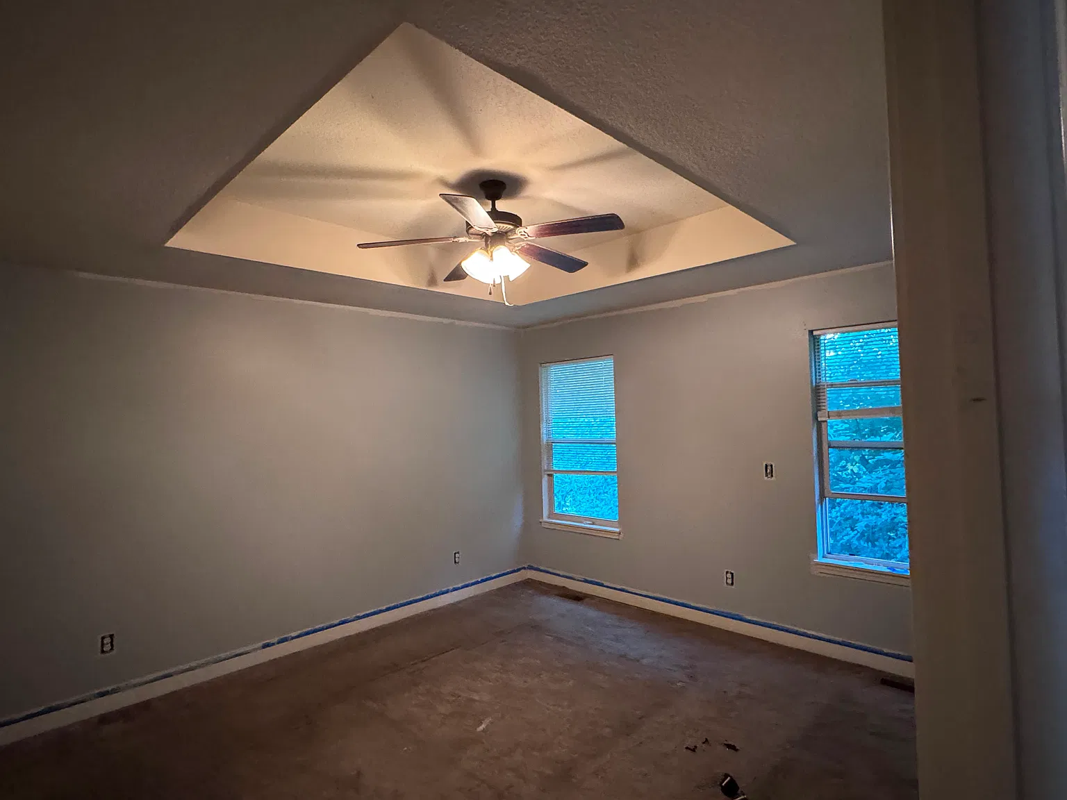 3 bed, 1250 sqft, $1,900 — Photo 2