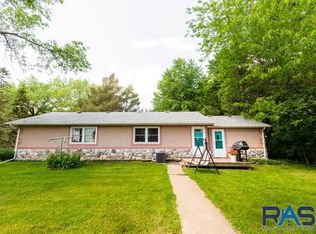 24620 459th Ave, Colton, SD 57018