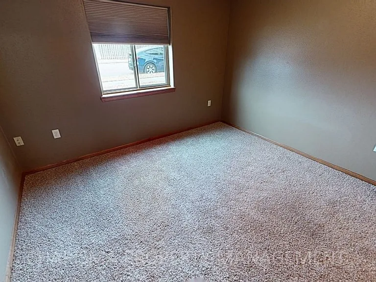 Fieldstone Townhomes — Photo 8