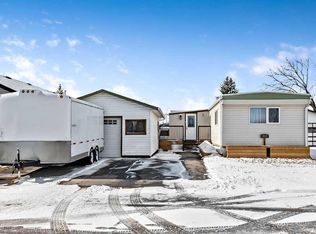 830 E Bay Rd, Strathmore, AB T1P1E3