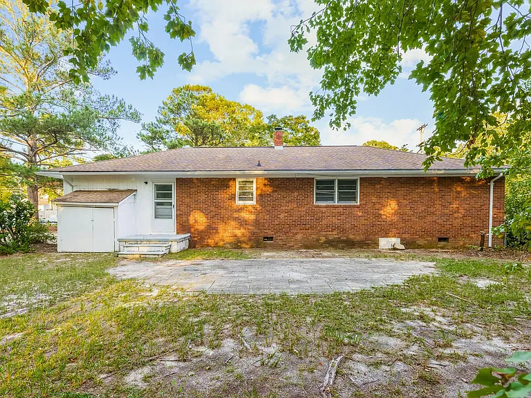 3523 Rosehill Rd — Photo 2