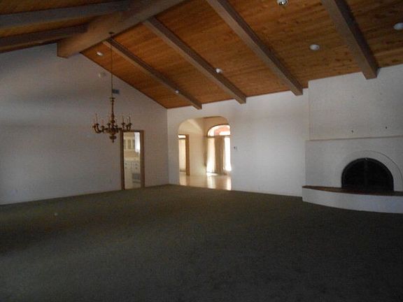 2nd image of 2738 Deering Dr
