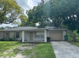 6220 12th St, Zephyrhills, FL 33542