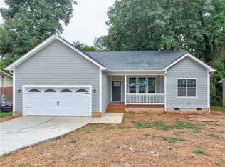 6806 Fieldvale Pl, Charlotte, NC 28217