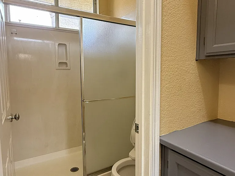 7676 Tuscany Dr — Photo 24