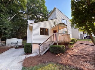 2427 Brook Canyon Dr, Charlotte, NC 28212