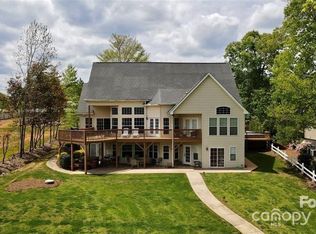 8388 Ediths Ln, Terrell, NC 28682