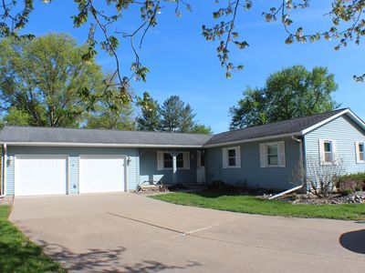 8 Apache Ct, Park View, IA, 52748