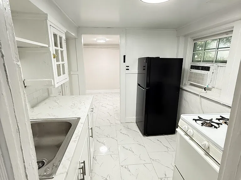 7904 Saint Charles Ave — Photo 12