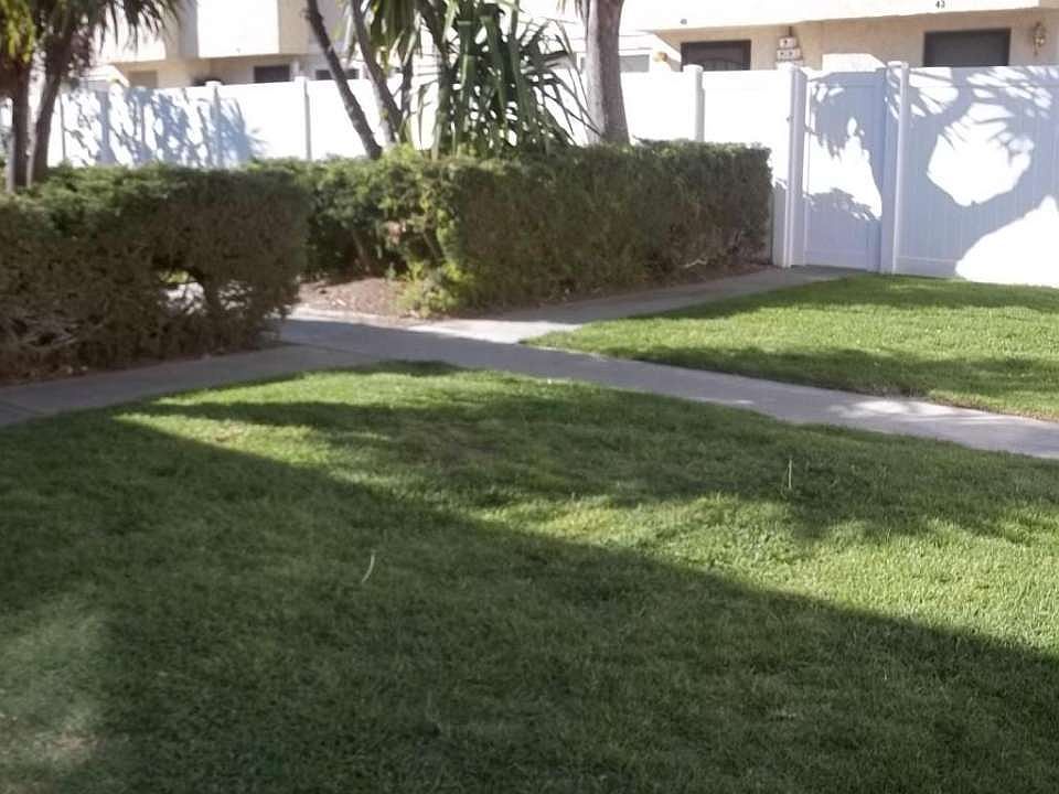 1st image of 84 Bahia Cir