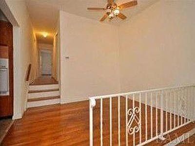 4th image of 314 McLean Ave #1