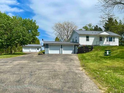 N5846 Dunning Rd, Pardeeville, WI, 53954