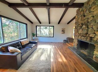 395 E Fork Rd, Williams, OR 97544