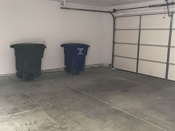 4th image of 2287 E 27th Ln