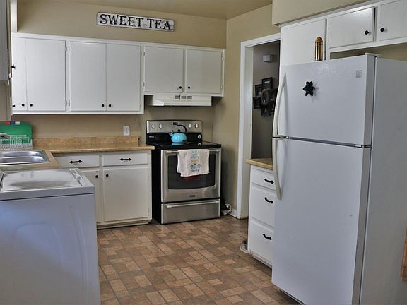 4th image of 1010 S 20th St