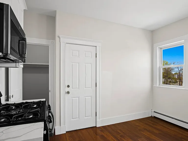12 Redfield St #3 — Photo 3