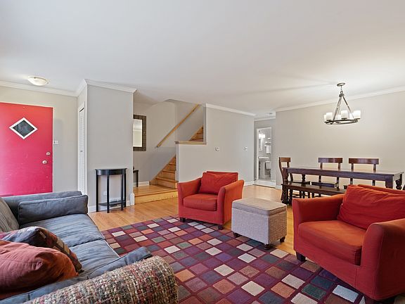 3rd image of 4640 N Paulina St APT C
