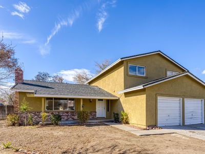 711 Desert View Ct, Sparks, NV, 89434