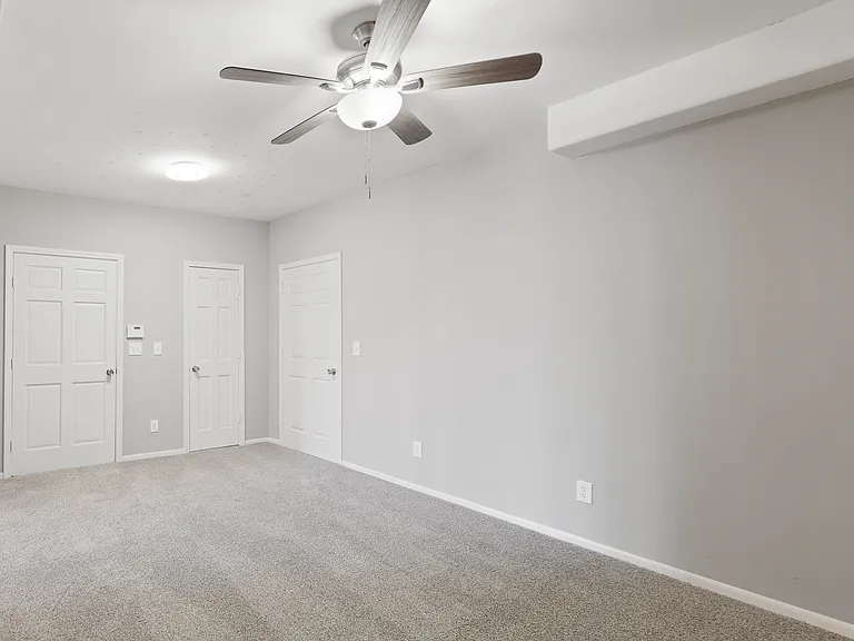 2600 NW 108th St — Photo 34