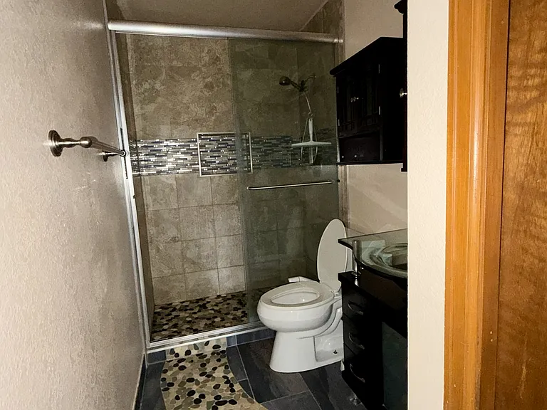 73 Sunlight Ln — Photo 5