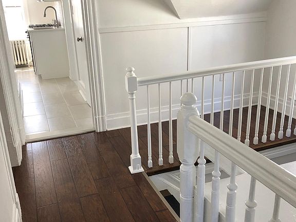 4th image of 122 Claremont Ave #3