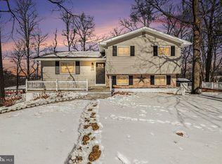 2149 Cloverfield Dr, Lebanon, PA 17046