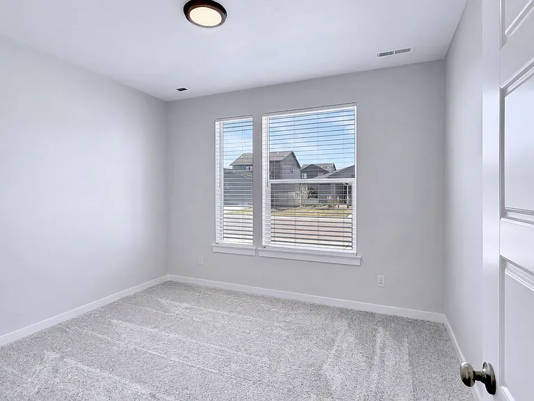 10539 W Teratai St — Photo 11
