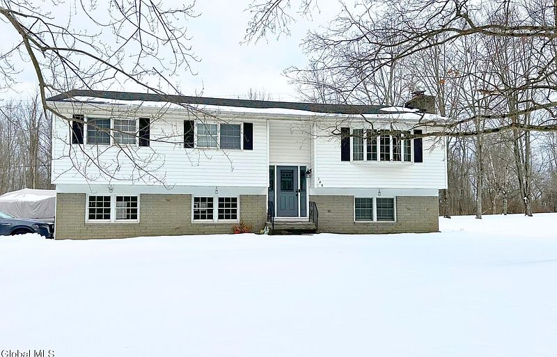 3rd image of 148 Herrick Road