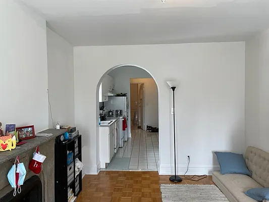 Rented by Friedman Roth Realty | media 4