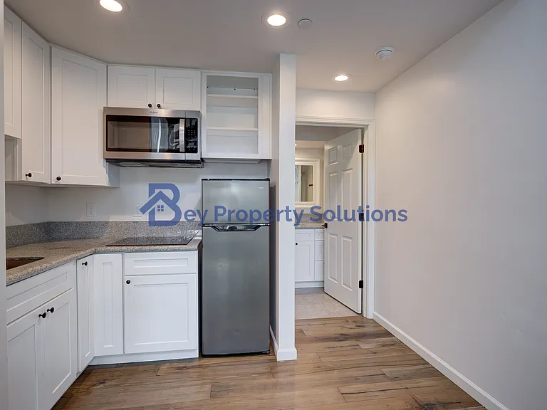 119 S Elm St #119 — Photo 8
