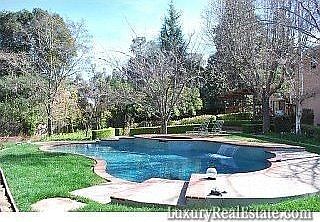 2nd image of 15840 Lancaster Rd