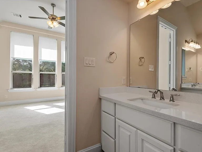 11231 Dunstan Hill Dr — Photo 15