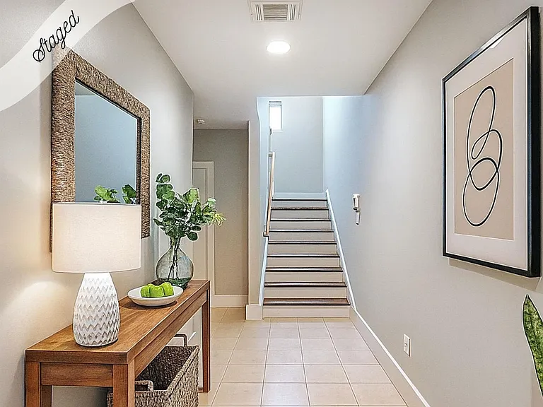 404 Parker St — Photo 4