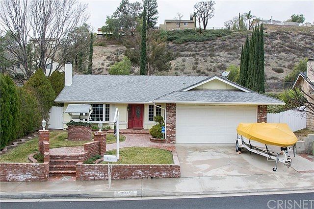1st image of 28415 Alder Peak Ave