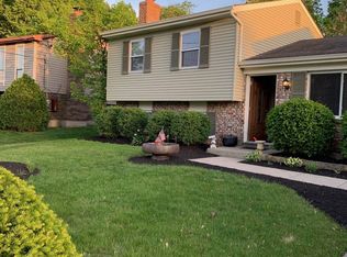 1553 Hazelgrove Dr, Cincinnati, OH